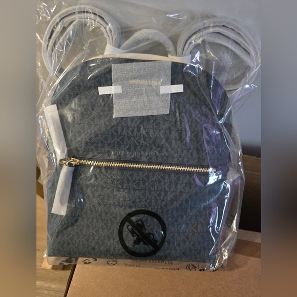 Michael Kors Dallas Medium ADMIRAL Signature Logo Backpack New - Picture 4 of 5